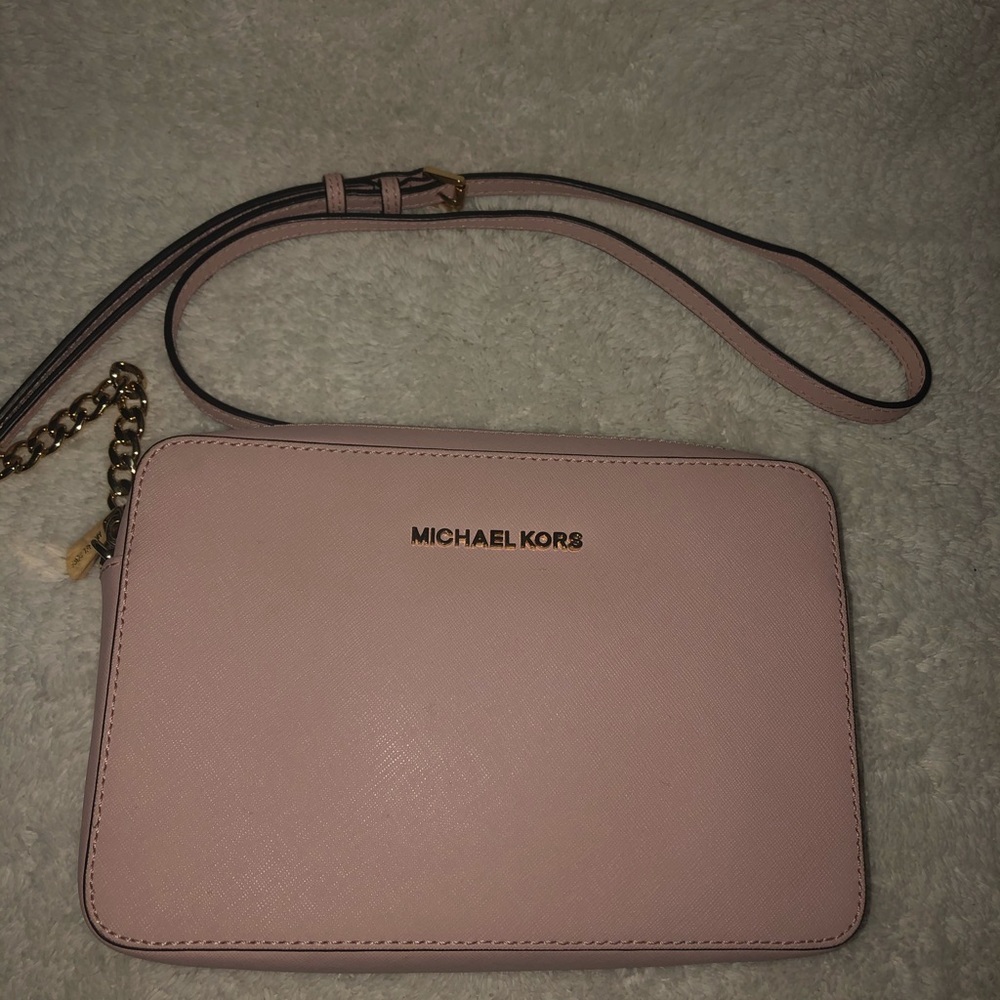 COPY - MICHAEL KORS blush pink cross body bag